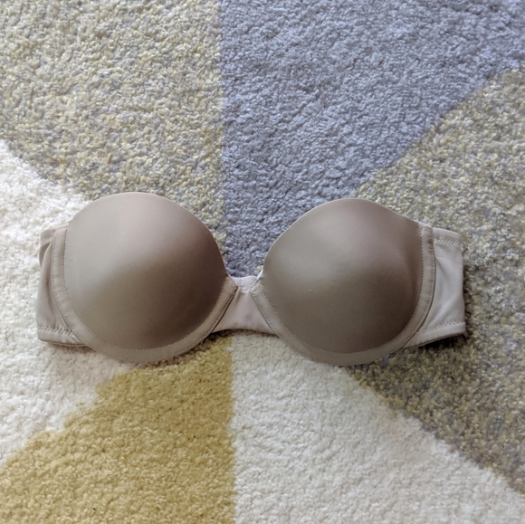 Other - 3/1$15🍎Nude Convertible Bra Like New - Size 34B